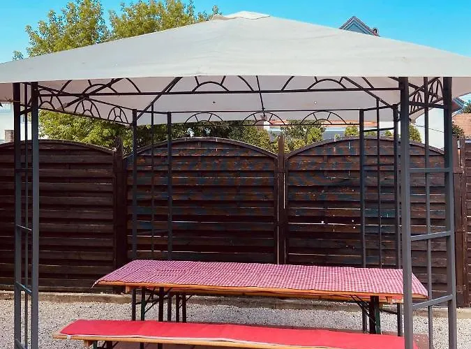 Lili Nyaralohaz Tatil Evi